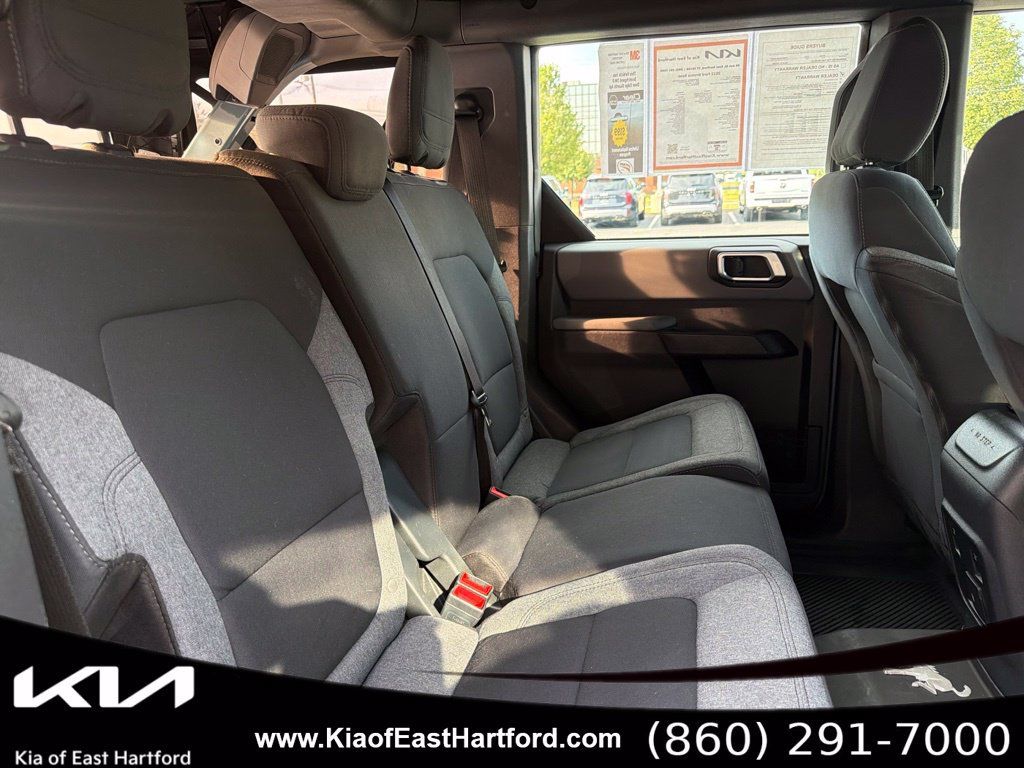 Used 2022 Ford Bronco 4-Door AWD/4WD image 13