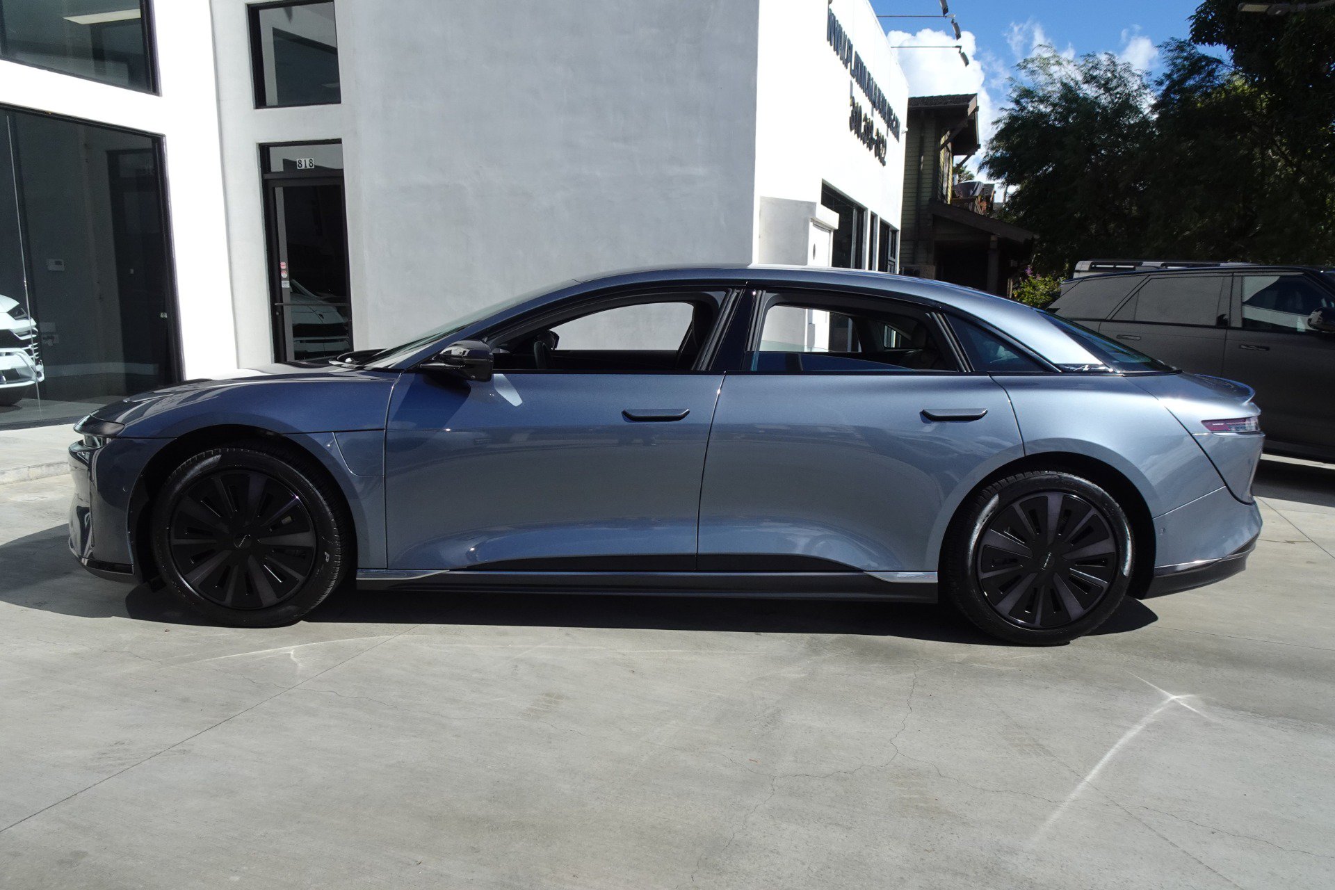 Used 2025 Lucid Air Touring AWD/4WD image 3