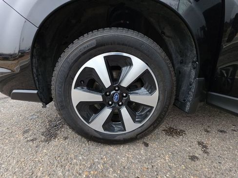 Used 2017 Subaru Forester 2.5i Premium image 21