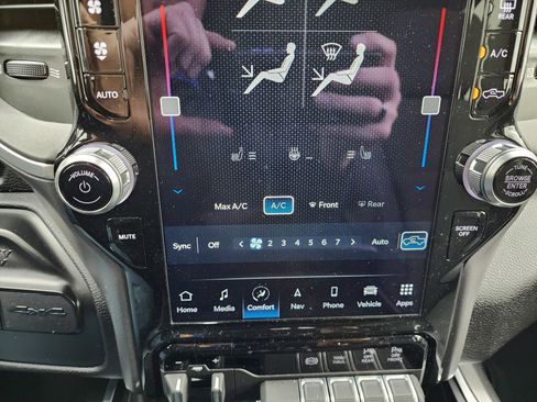 Used 2022 RAM 3500 Big Horn w/ Level B Equipment Group image 17