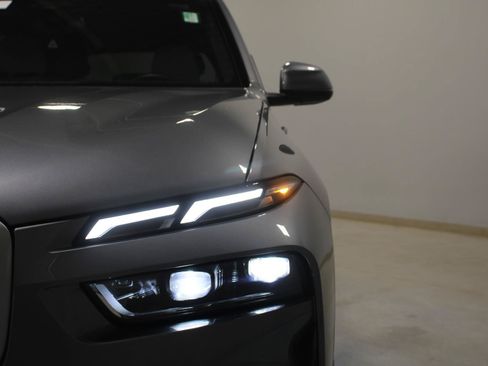 Used 2026 BMW X7 xDrive40i AWD/4WD image 39