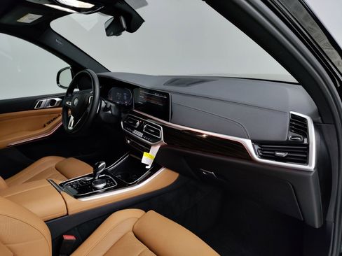 Certified 2023 BMW X5 sDrive40i w/ Parking Assistance Package image 34