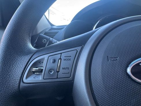 Used 2011 Kia Soul + w/ Audio Pkg image 31