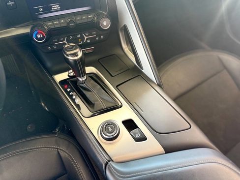 Used 2015 Chevrolet Corvette Z06 w/ 3LZ Preferred Equipment Group image 61