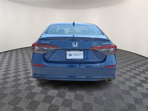 Used 2025 Honda Civic Sport image 5