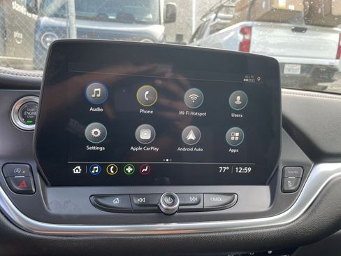 Used 2025 Chevrolet Blazer LT image 21