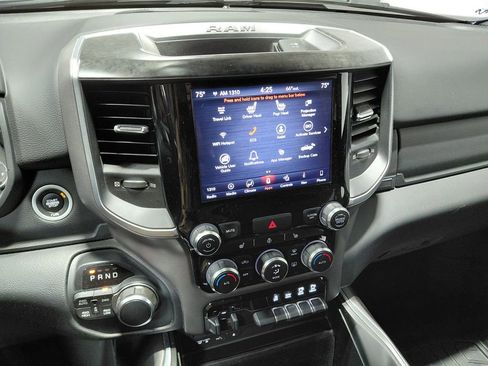 Used 2019 RAM 1500 Big Horn AWD/4WD image 34