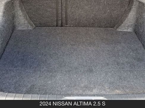 Used 2024 Nissan Altima 2.5 S FWD image 23