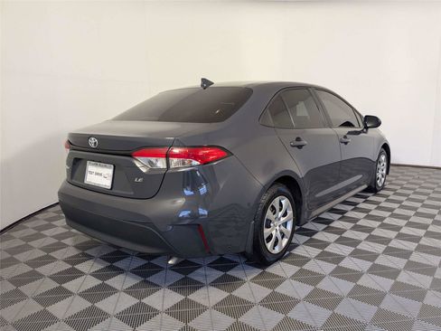Certified 2025 Toyota Corolla LE FWD image 5