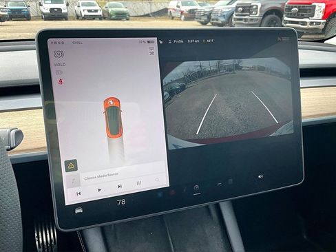 Used 2021 Tesla Model 3 Standard Range Plus image 21