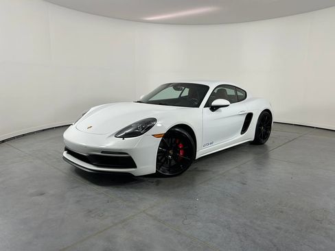 Used 2022 Porsche 718 Cayman GTS RWD image 1