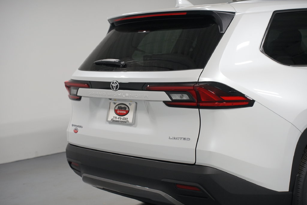 New 2026 Toyota Grand Highlander AWD Hybrid image 9