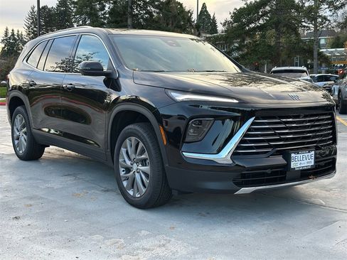 New 2026 Buick Enclave Preferred w/ Power Package image 7