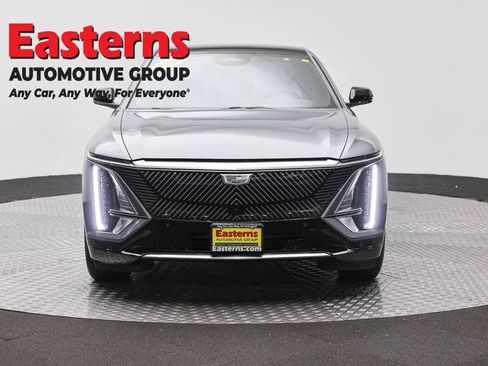 Used 2023 Cadillac Lyriq 2WD image 2