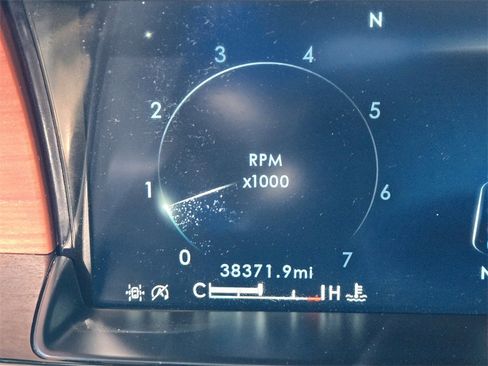 Used 2024 Lincoln Navigator Reserve image 10