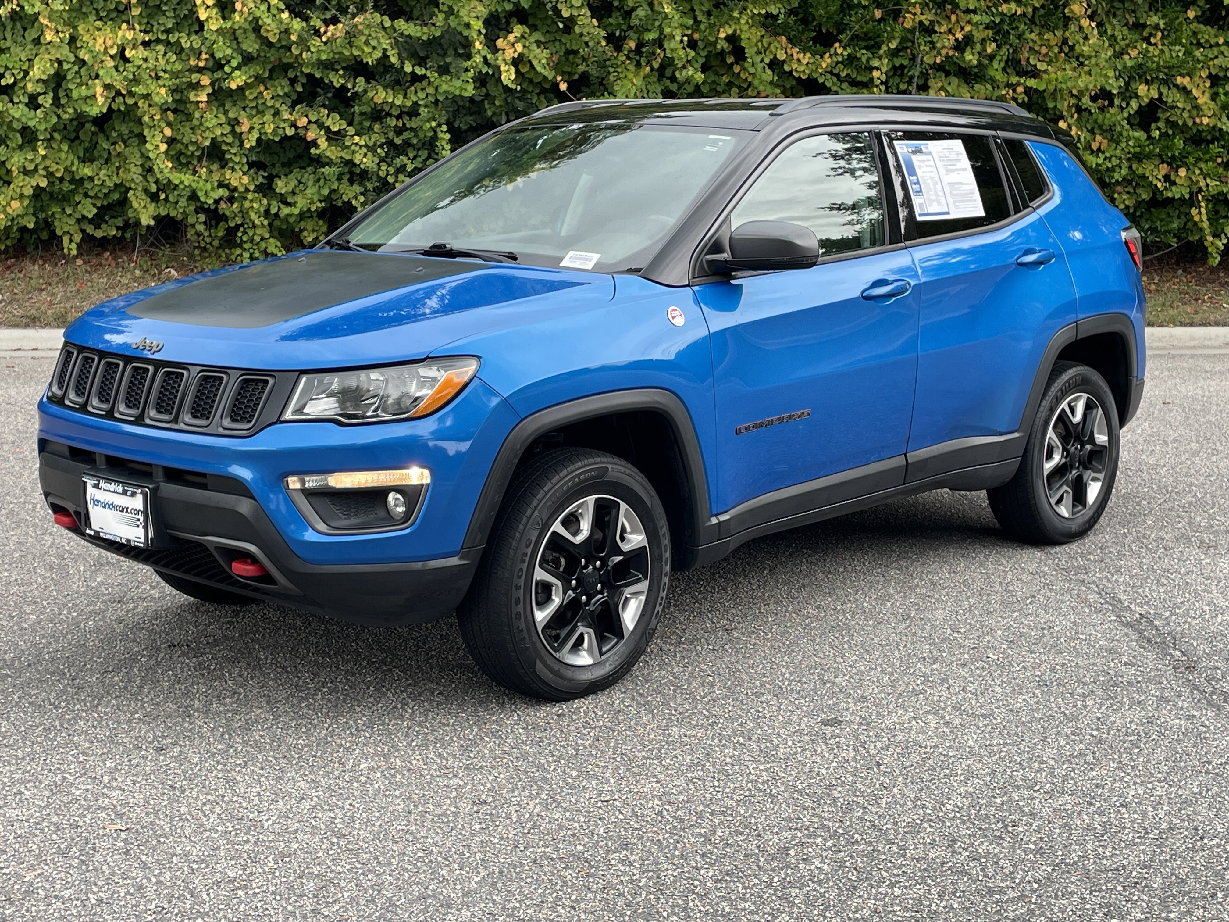 Used 2017 Jeep Compass Trailhawk w/ Popular Equipment Group AWD/4WD image 5