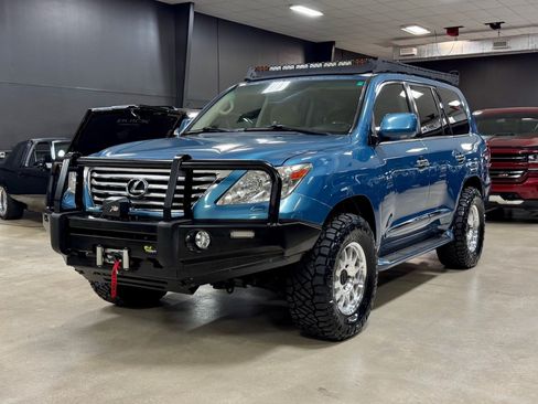 Used 2010 Lexus LX 570 4WD w/ Luxury Pkg image 35