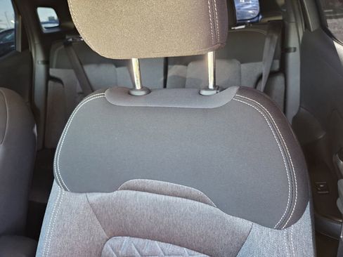 Used 2026 Nissan Kicks SV FWD image 14