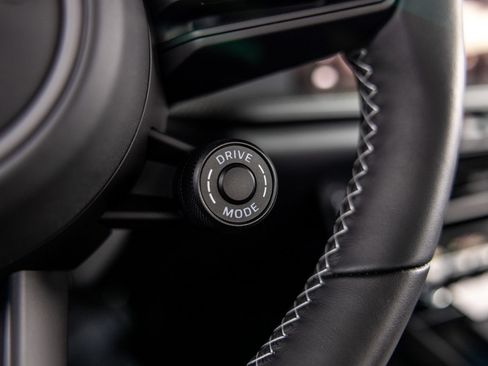 Certified 2025 Porsche 911 GT3 RWD image 34