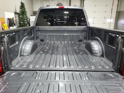 Used 2024 Ford F250 Lariat image 9