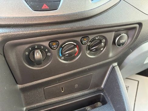 Used 2019 Ford Transit 250 130 Low Roof RWD image 15