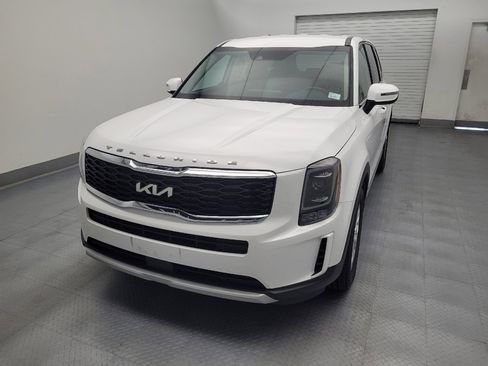 Used 2022 Kia Telluride LX AWD/4WD image 15