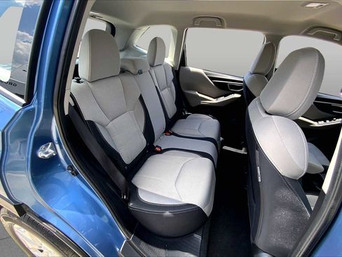 Used 2023 Subaru Forester AWD/4WD image 19