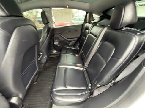 Used 2021 Tesla Model Y Performance AWD/4WD image 25