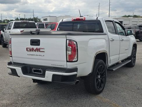 Used 2022 GMC Canyon Denali image 5