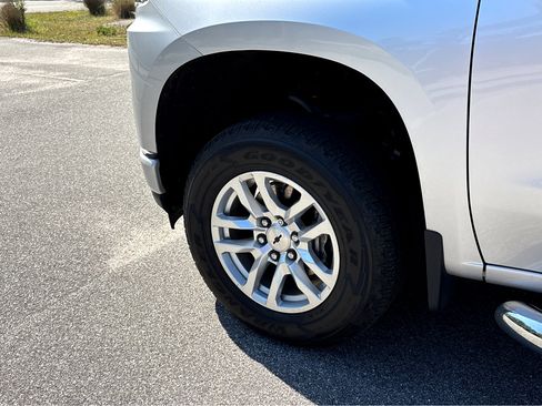 Used 2020 Chevrolet Silverado 1500 RST image 25