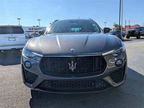 Used 2019 Maserati Levante GranSport image 9