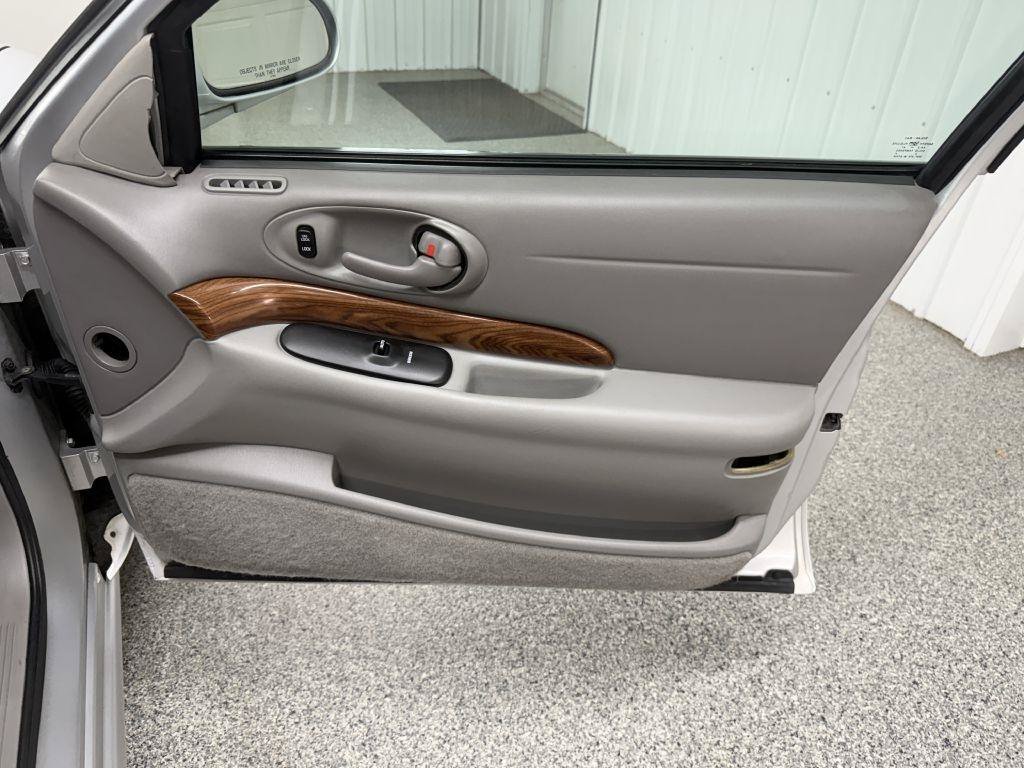 Used 2003 Buick Le Sabre Custom FWD image 27