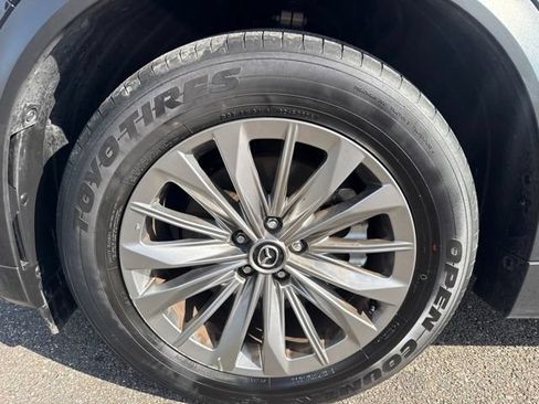 Used 2025 MAZDA CX-90 3.3 Turbo w/ Preferred Package AWD/4WD image 11