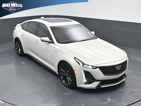 Used 2023 Cadillac CT5 V w/ Premium Package RWD image 9