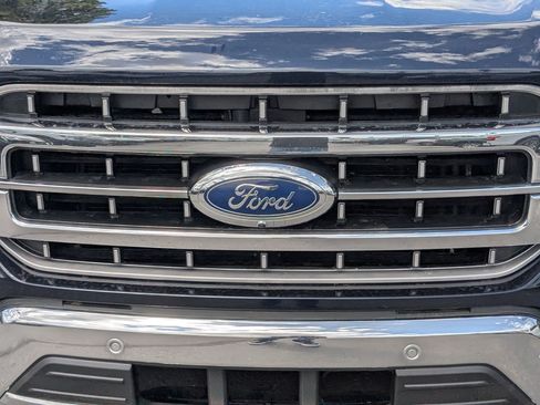 Used 2021 Ford F150 Lariat w/ Equipment Group 502A High AWD/4WD image 13