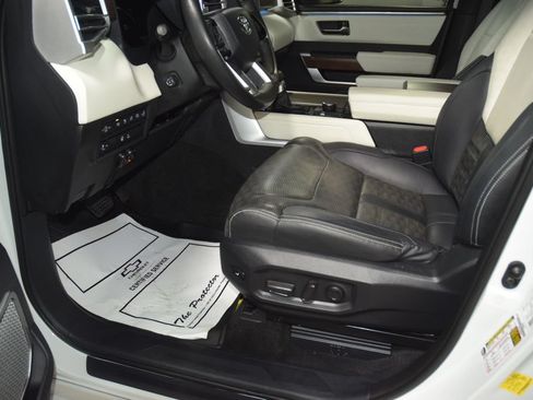 Used 2022 Toyota Tundra Capstone AWD/4WD image 38