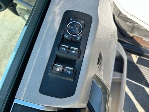 Used 2019 Ford F150 Limited AWD/4WD image 12