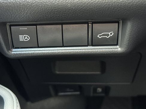 Used 2024 Toyota Grand Highlander AWD image 30
