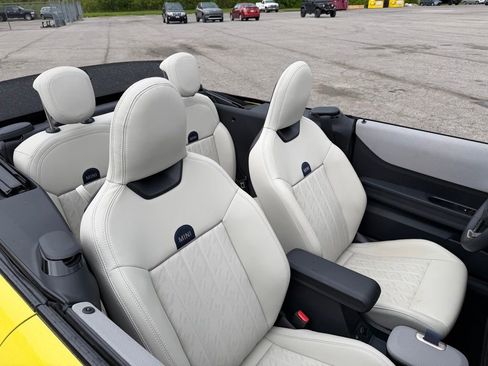 Used 2025 MINI Cooper S FWD image 22