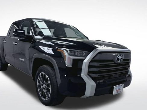 Used 2024 Toyota Tundra Limited AWD/4WD image 2