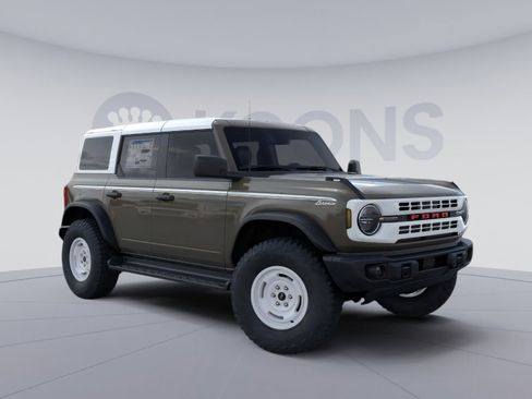 New 2026 Ford Bronco Heritage Edition image 10
