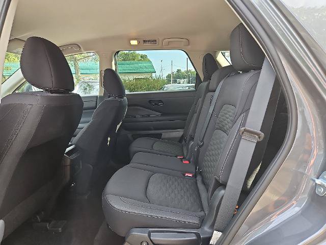 Certified 2024 Nissan Pathfinder S AWD/4WD image 13