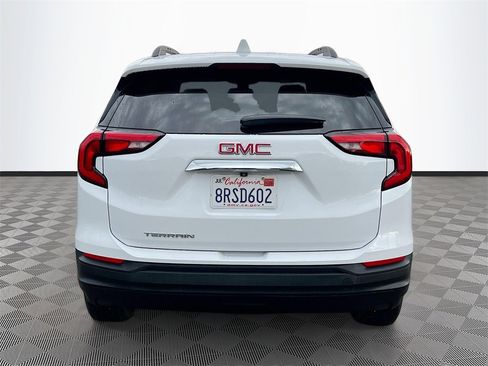 Used 2020 GMC Terrain SLE w/ Driver Convenience Package image 6