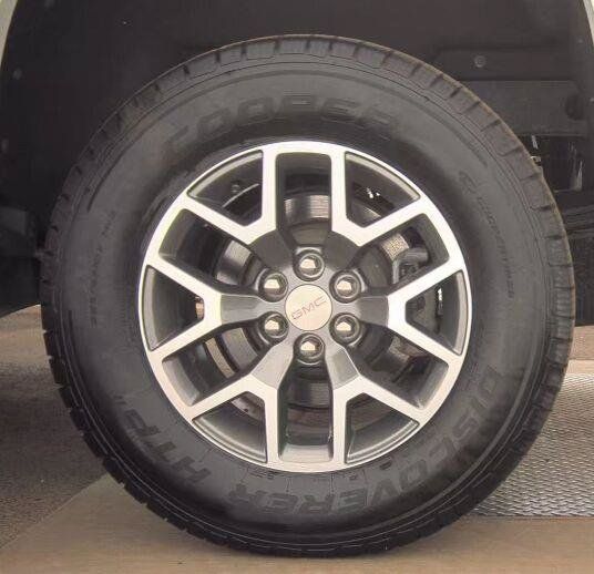 Used 2022 GMC Canyon AT4 w/ Trailering Package AWD/4WD image 7