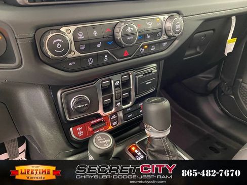New 2026 Jeep Gladiator Rubicon AWD/4WD image 22