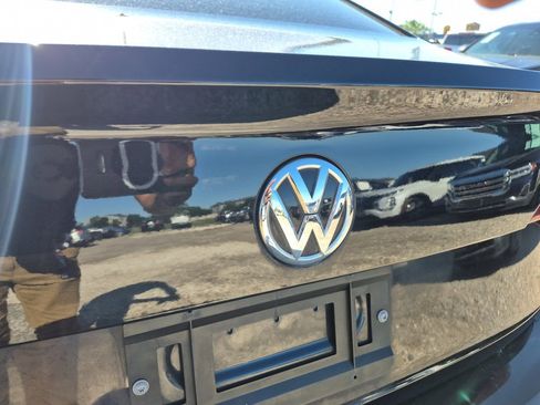 Used 2019 Volkswagen Jetta SEL FWD image 35