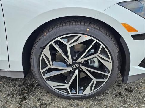 New 2025 Hyundai Ioniq 6 SEL AWD/4WD image 9