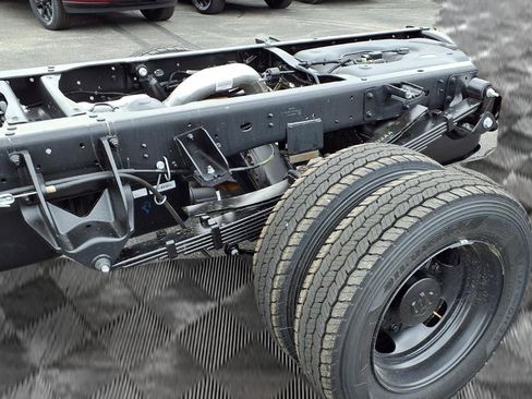 New 2026 RAM 5500 Tradesman image 19