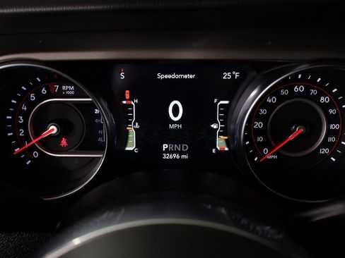 Used 2021 Jeep Wrangler Unlimited Rubicon image 4