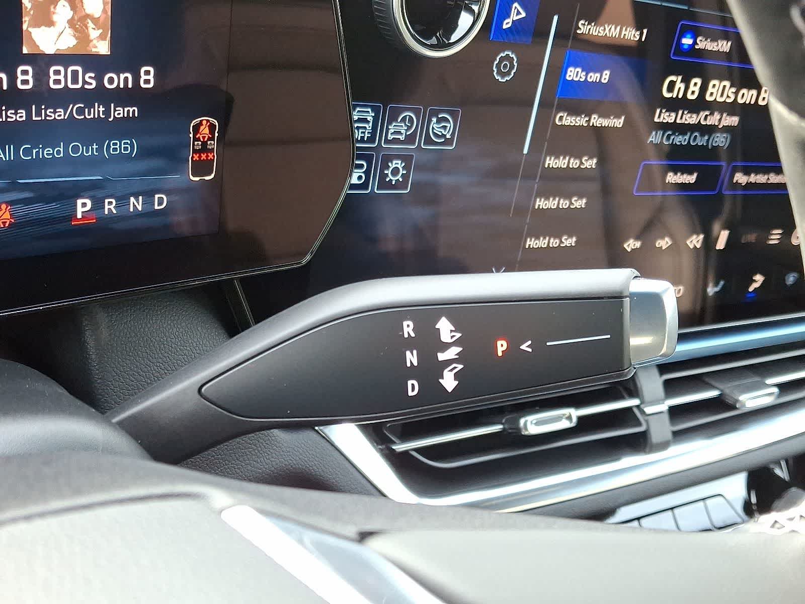 New 2025 Chevrolet Equinox EV LT FWD image 9